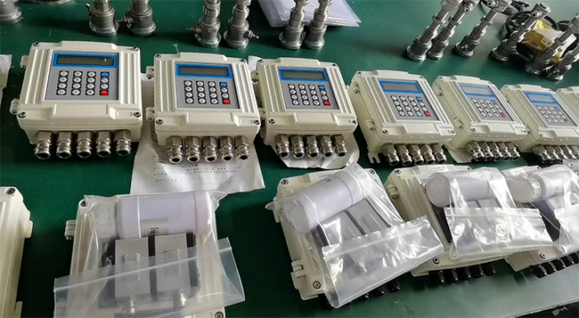 液體超聲波流量計外夾式產品圖